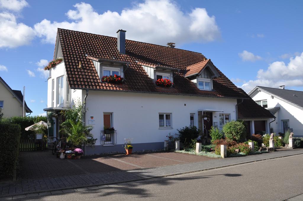 Double Two Lodge Kappel-Grafenhausen Exteriör bild